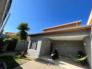 Casa 3 dorm em Guaratinguetá