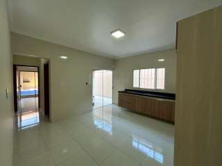 Linda casa no Pq Mondesir