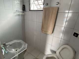 Casa com piscina na Vila Hepacaré