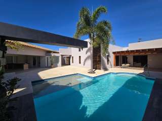 Casa Alto Padrão